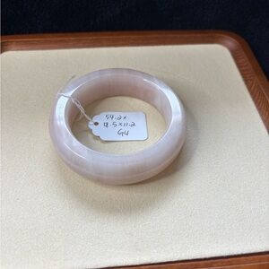 Shetai Jade Bangle